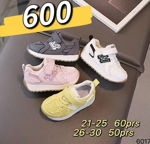 Breathable Mesh Kids Retro Sneakers, Velcro Rubber Sole Anti-slip Toddler Shoe