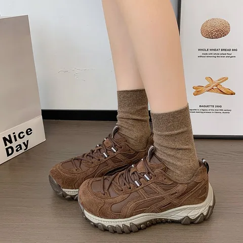 Winter Fleece Lined Outdoor Hiking Shoes for Women, Vintage Distressed Thick Sole Warm Sneakers, Brown & Grey Available