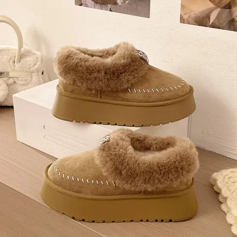 Women's Faux Fur Collar Slip-On Snow Boots Thick Platform Warm Suede Winter Ankle Booties Non-Slip