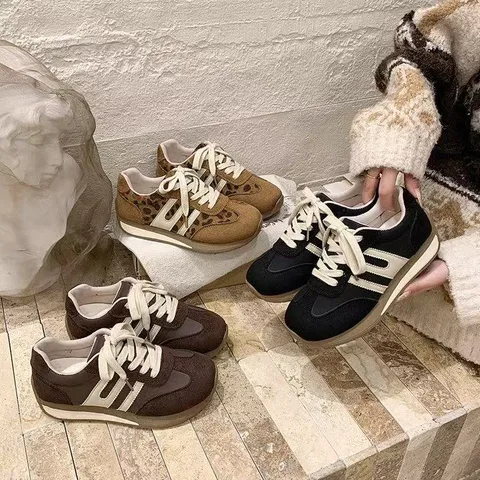 Women's Retro Suede Jogger Sneakers Lace-up Chunky Platform Casual Walking Shoes