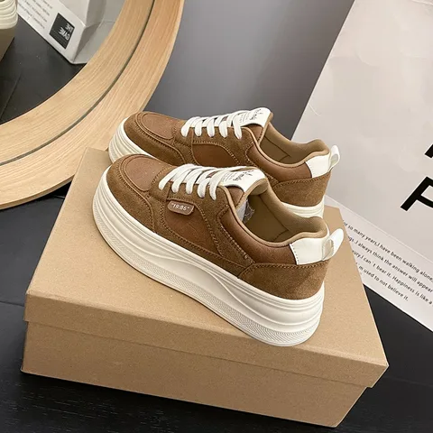 Women's Leopard Print Platform Sneakers Suede Lace-Up Chunky Skate Shoes Height Increasing Casual Shoes