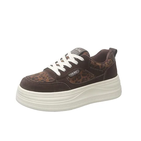 Women's Leopard Print Platform Sneakers Suede Lace-Up Chunky Skate Shoes Height Increasing Casual Shoes